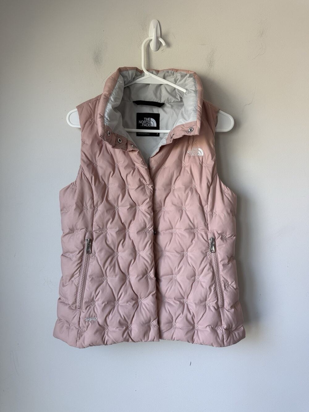 The North Face Quilted Snap Puffer Vest 550 Size Small Pink Goose Down